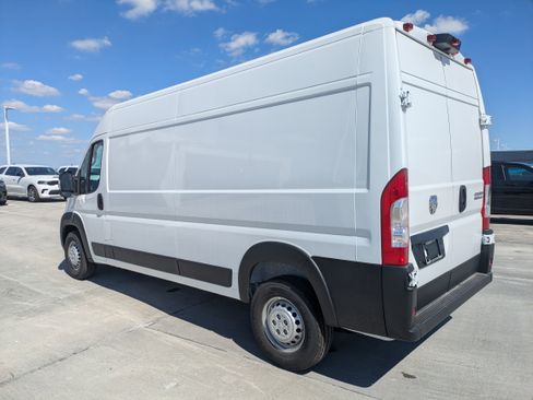 New 2026 RAM ProMaster 2500 w/ Convenience Group image 7