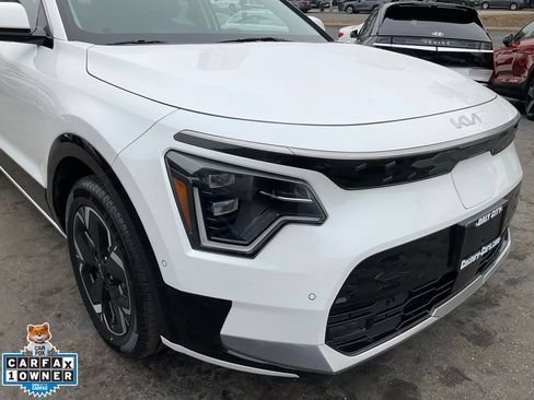 Used 2023 Kia Niro Wave FWD image 67