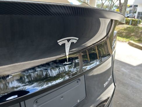 Used 2022 Tesla Model Y Performance image 20