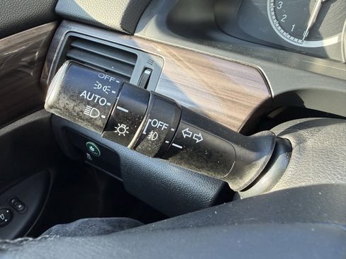 Used 2017 Honda Accord EX-L image 23