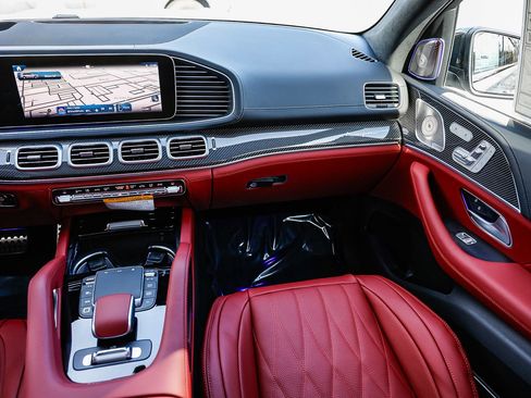 New 2026 Mercedes-Benz GLS 63 AMG 4MATIC image 15