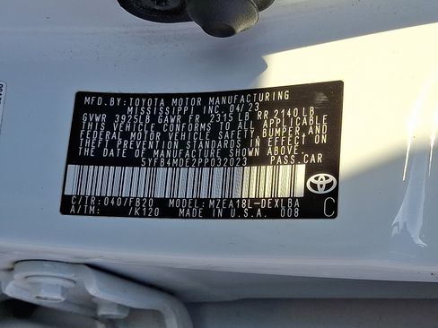 Used 2023 Toyota Corolla LE image 29