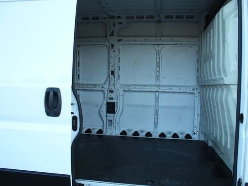 Used 2021 RAM ProMaster 2500 image 20