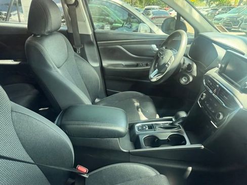 Used 2020 Hyundai Santa Fe SE FWD image 5