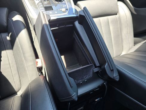 Used 2022 BMW X7 M50i AWD/4WD image 25