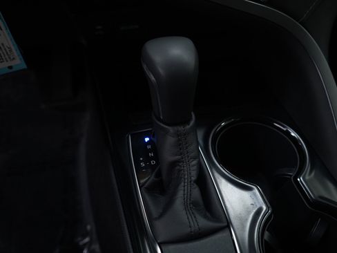 Used 2018 Toyota Camry SE image 20