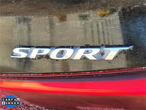 Used 2022 Honda Civic Sport image 6