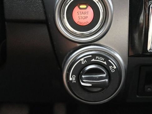 Used 2018 Nissan Titan Platinum Reserve w/ Platinum Utility Package AWD/4WD image 13
