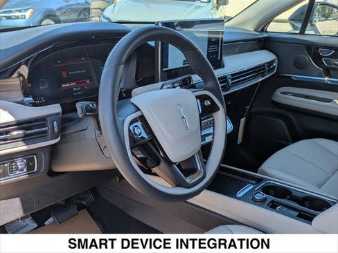 New 2025 Lincoln Corsair Reserve image 8