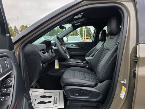 New 2026 Ford Explorer ST-Line image 21