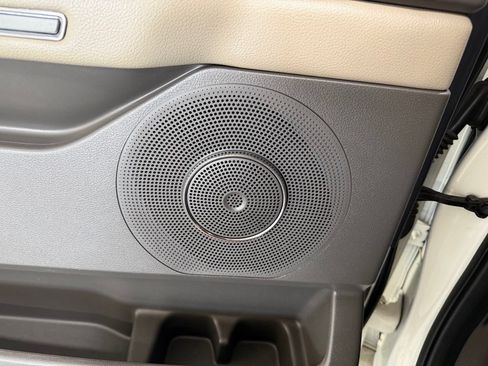 Used 2021 Ford Expedition Max XLT RWD image 18