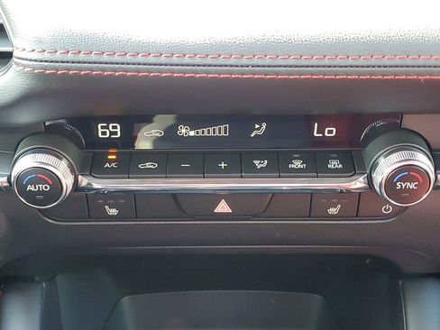 New 2026 MAZDA MAZDA3 Carbon image 29