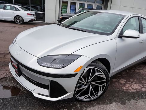 Used 2024 Hyundai Ioniq 6 SEL AWD/4WD image 50