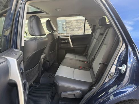 Used 2019 Toyota 4Runner SR5 Premium AWD/4WD image 14
