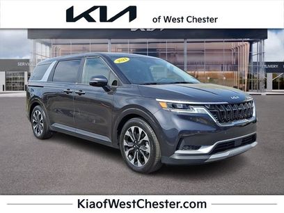 Used 2024 Kia Carnival EX