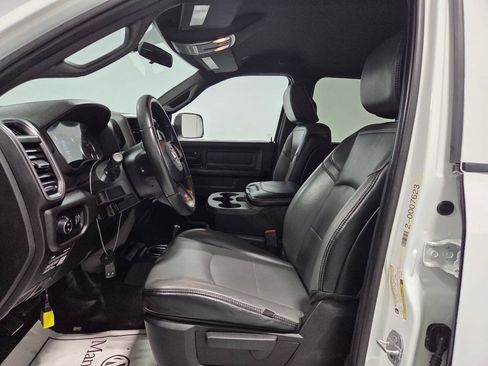 Used 2022 RAM 2500 Tradesman w/ Chrome Appearance Group AWD/4WD image 10
