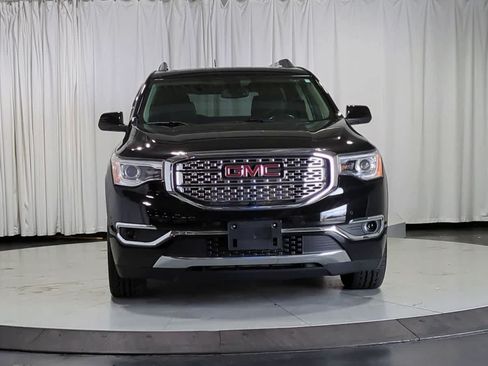 Used 2017 GMC Acadia Denali w/ Technology Package AWD/4WD image 3