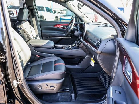 New 2026 Chevrolet Traverse RS w/ LPO, Floor Liner Package FWD image 14