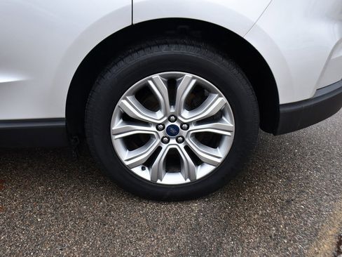 Used 2019 Ford Edge Titanium w/ Cold Weather Package image 21