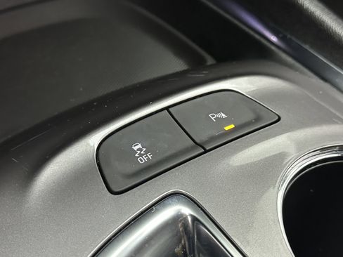 Used 2025 Chevrolet Malibu LT image 13