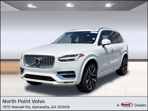 Certified 2023 Volvo XC90 B6 Plus image 1