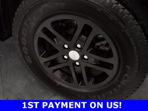 Certified 2023 Jeep Grand Cherokee Laredo w/ Luxury Tech Group I image 11