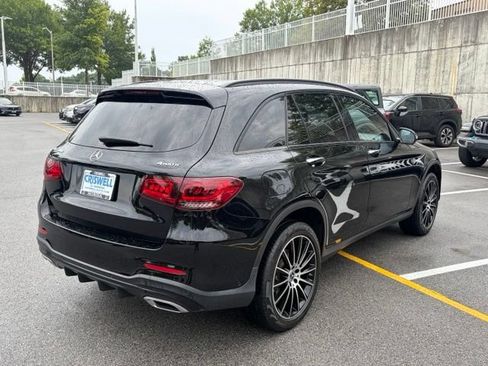 Used 2021 Mercedes-Benz GLC 300 4MATIC w/ AMG Line image 8