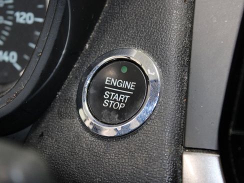 Used 2020 Ford EcoSport SE image 26