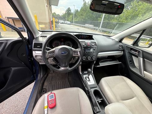 Used 2015 Subaru Forester 2.5i Limited AWD/4WD image 12