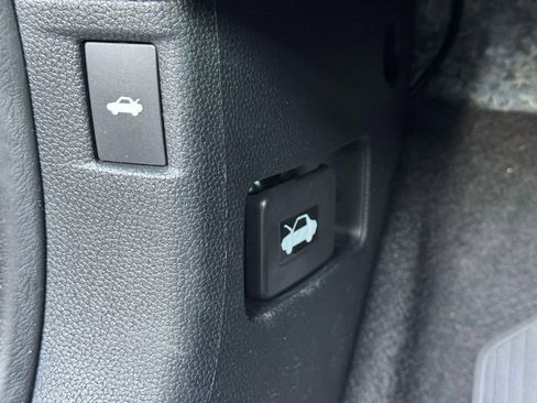 Used 2025 Honda Accord SE image 20