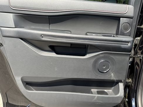 New 2023 Ford Expedition Max Limited image 19