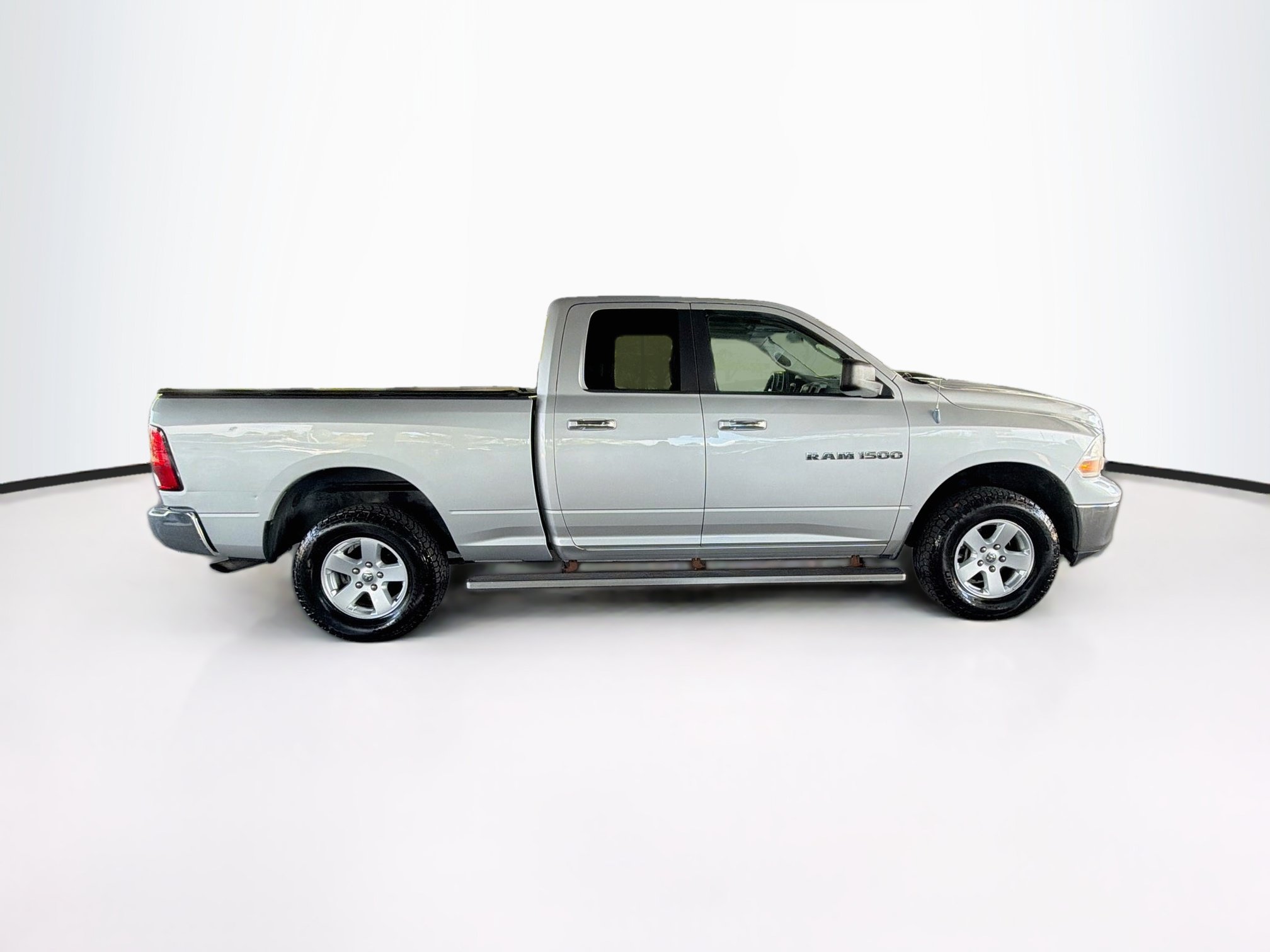 Used 2012 RAM 1500 Classic SLT AWD/4WD image 10