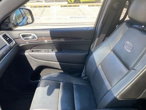 Used 2018 Jeep Grand Cherokee Overland image 27