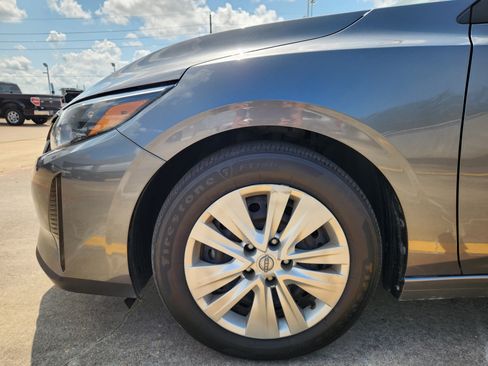 Used 2024 Nissan Sentra S FWD image 5