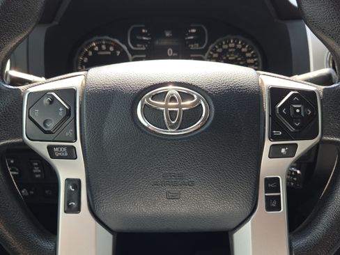 Used 2020 Toyota Tundra SR5 w/ SR5 Upgrade Package RWD image 28