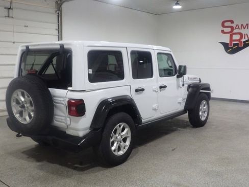 Used 2021 Jeep Wrangler Unlimited Sport image 4