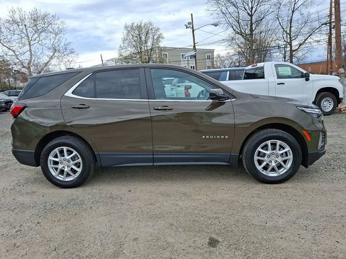 Certified 2023 Chevrolet Equinox LT AWD/4WD image 10