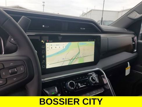 New 2026 GMC Sierra 2500 Denali w/ Denali Reserve Package image 17