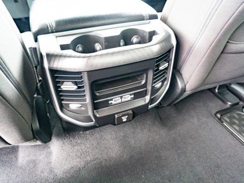 Used 2025 RAM 1500 Big Horn AWD/4WD image 32