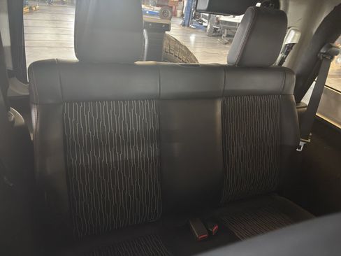 Used 2012 Jeep Wrangler Sahara AWD/4WD image 10