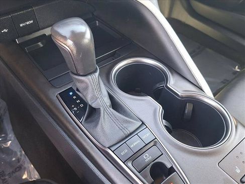 Used 2024 Toyota Camry XSE FWD image 14