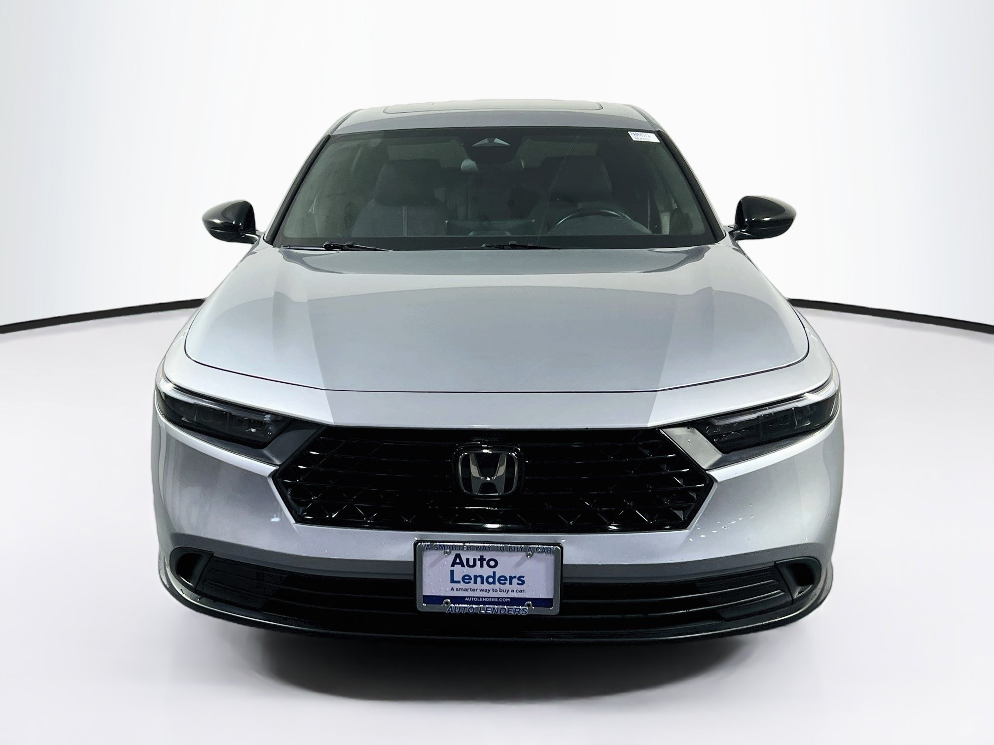 Used 2023 Honda Accord Sport image 2