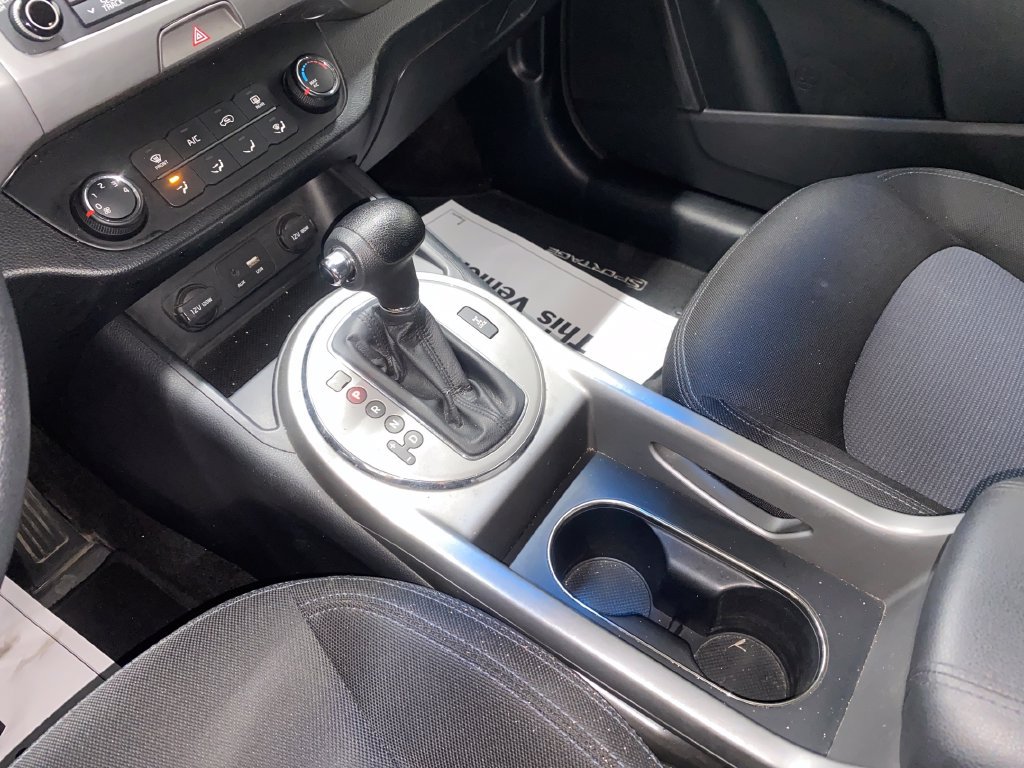 Used 2016 Kia Sportage LX AWD/4WD image 18