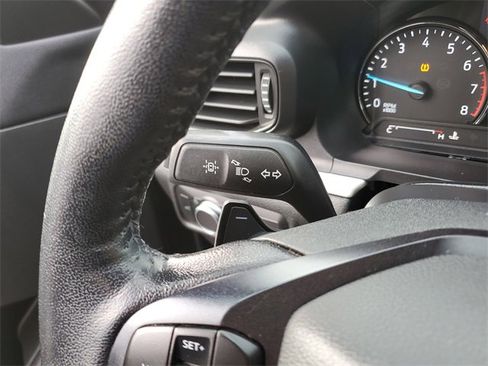 Used 2020 Ford Explorer XLT image 12