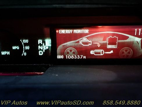 Used 2014 Toyota Prius Four w/ Solar Roof Package image 17