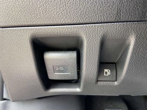 Used 2026 Toyota Grand Highlander AWD image 32