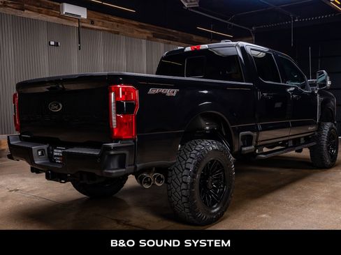 Used 2024 Ford F250 Lariat w/ Lariat Ultimate Package AWD/4WD image 10