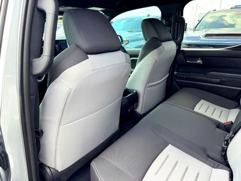 Used 2024 Toyota Tacoma TRD Off-Road image 20