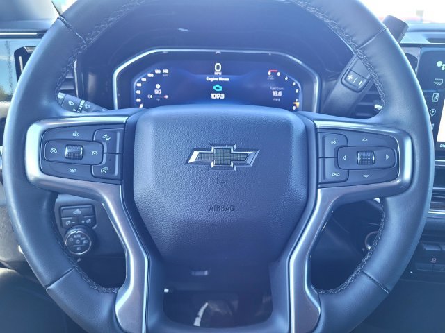 Used 2024 Chevrolet Silverado 1500 RST AWD/4WD image 25
