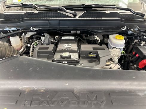 Used 2024 RAM 2500 Laramie AWD/4WD image 34
